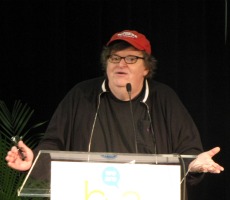 Michael Moore gets booksellers to listen up